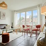 Apartment Hypercentre Two Bedrooms 70m2 *