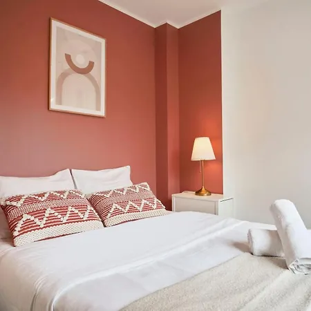 Hypercentre Two Bedrooms 70m2 With Parking * 릴
