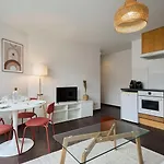 Hypercentre Two Bedrooms 70m2 アパート *